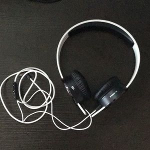 Sol Republic Headphones